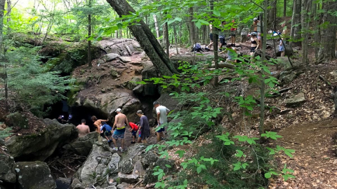 gatineau-park-lusk-cave-trail
