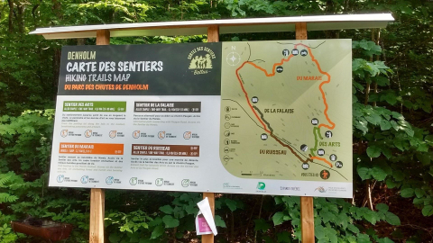 hiking-parc-des-chutes-de-denholm-july-14-2018